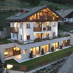 N'joy Hotel