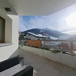 N'joy فندق بورمْيو