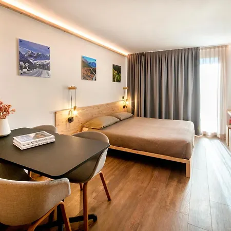 Otel N'joy 2*