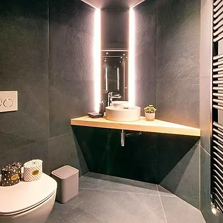 Hotel N'joy 2*