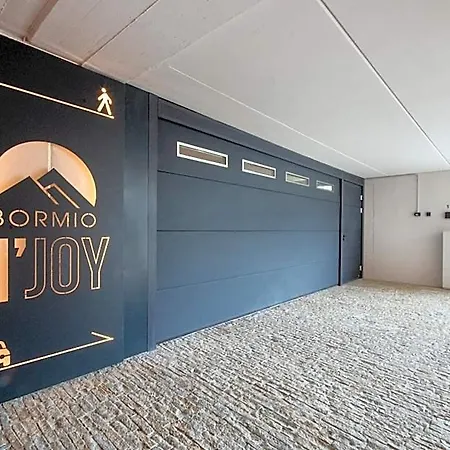 N'joy Hotel